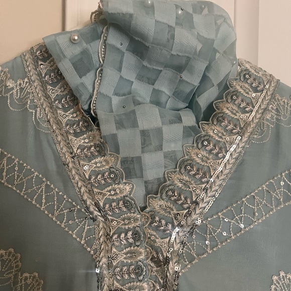 Pakistan Nureh Dress - Picture 8 of 12